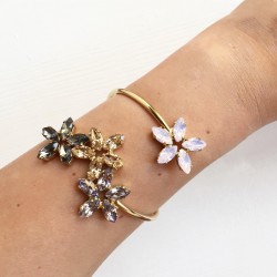 BRACCIALE RIGIDO CON FIORE 5 PETALI